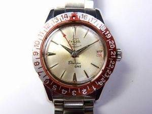 エニカのシェルパ GMT 自動巻きメンズ腕時計