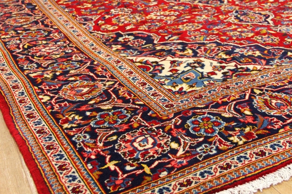 ペルシャ絨毯のお手入れと５つの長持ちのコツ - いわの美術のお役立ち情報